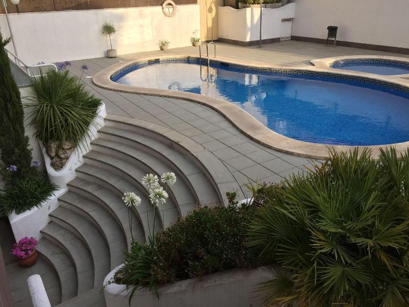 Petit Palau - Adults Only image