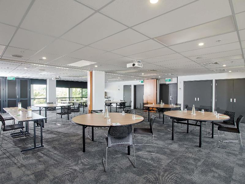 Ibis Hamilton Tainui