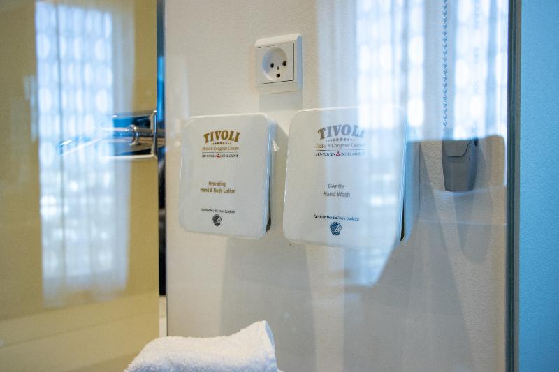 Tivoli Hotel image