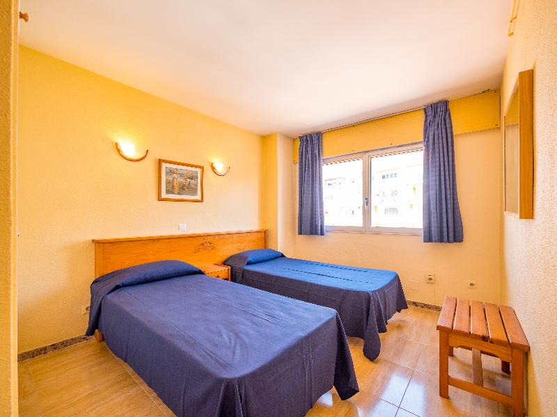 Bed room