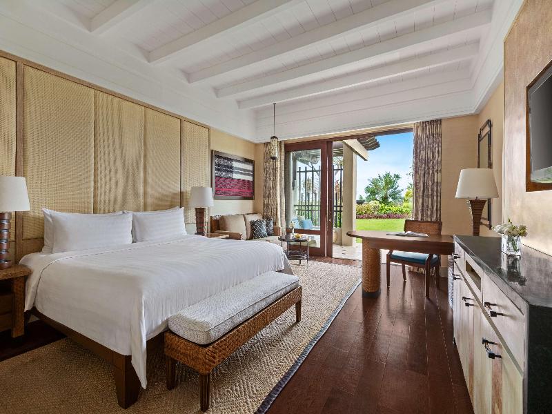 Shangri-La Boracay image