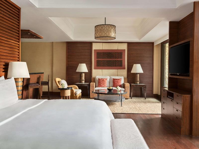Shangri-La Boracay image