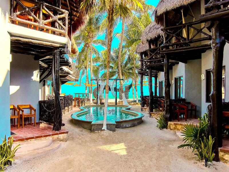 Holbox Dream Beachfront Hotel