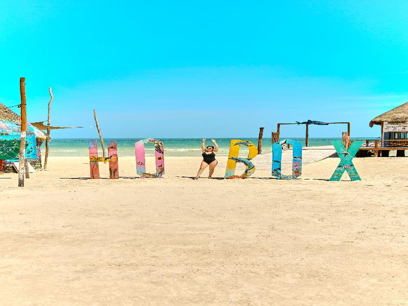 Holbox Dream Beachfront Hotel