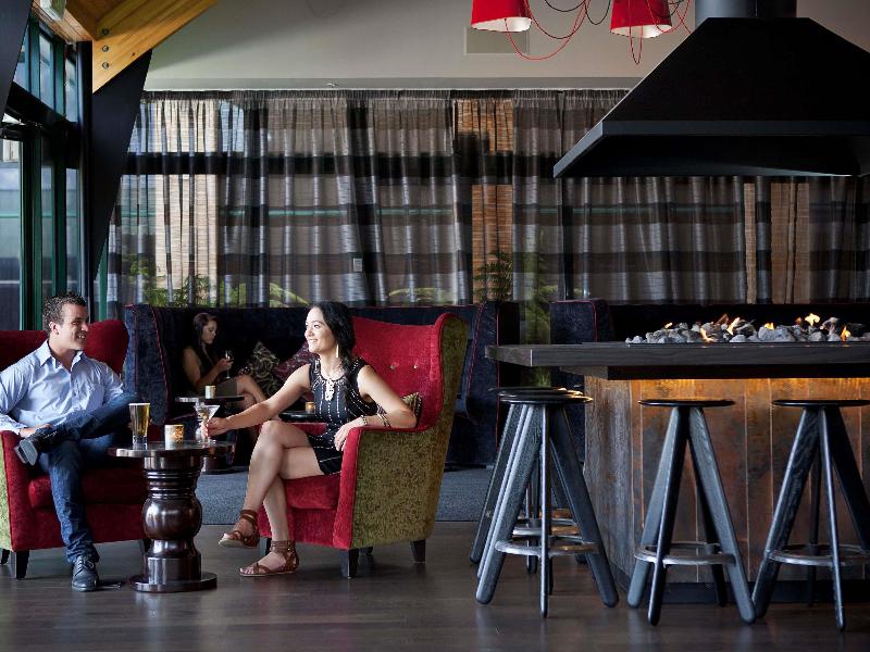 Novotel Rotorua Lakeside image