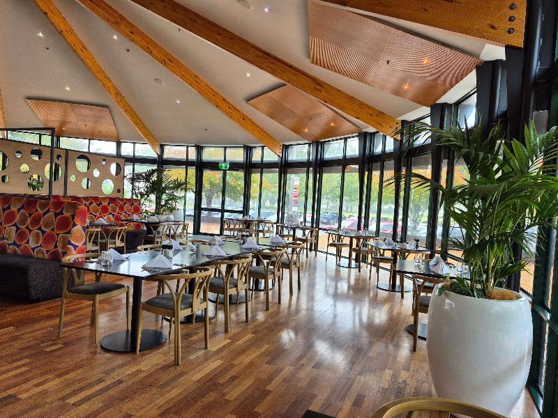 Novotel Rotorua Lakeside image