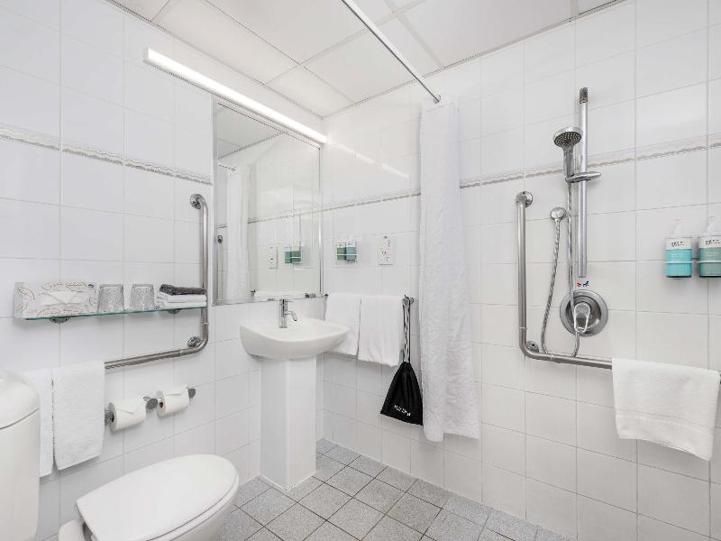 Novotel Rotorua Lakeside image
