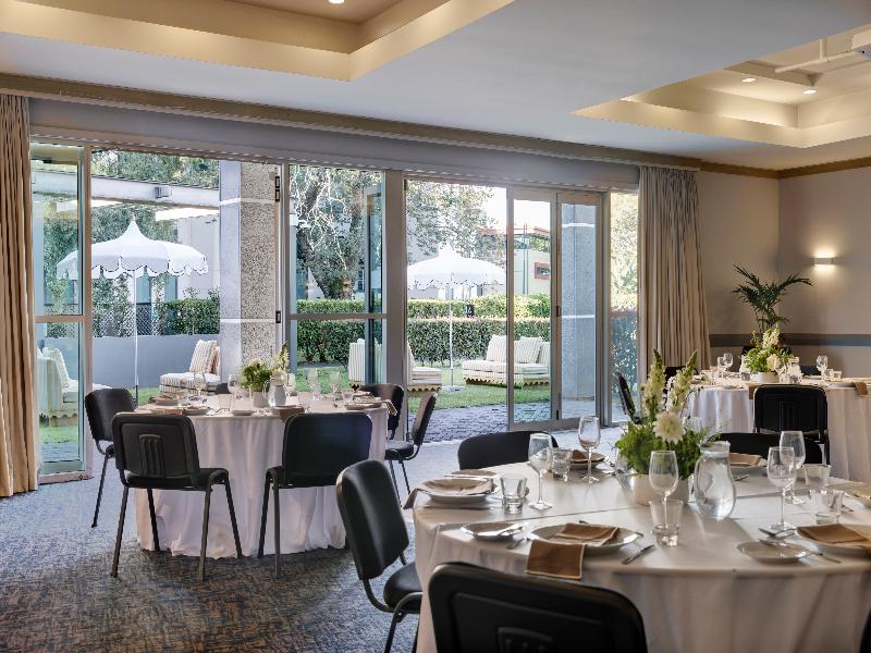 Novotel Auckland Ellerslie image