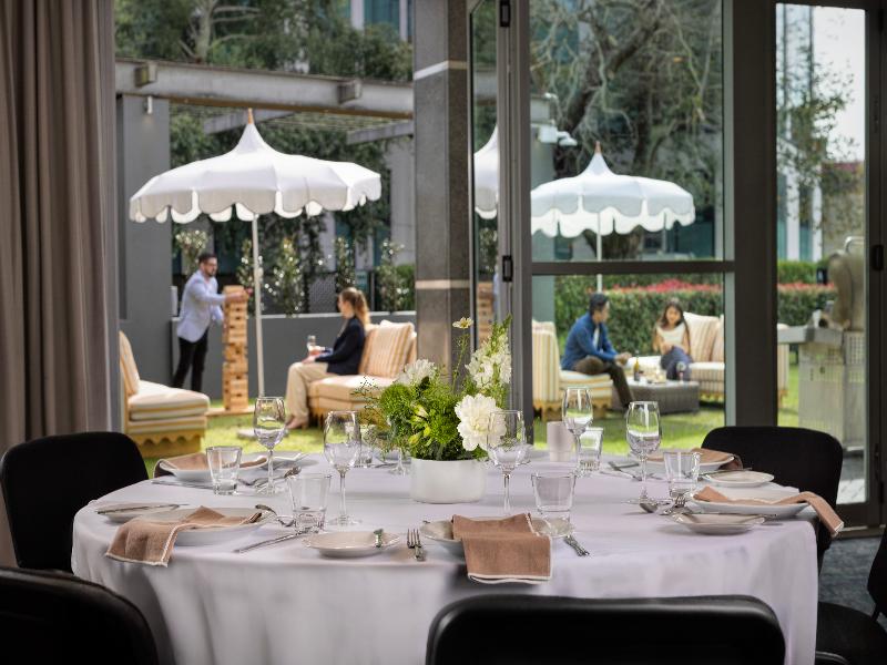 Novotel Auckland Ellerslie image