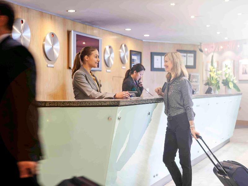 Novotel Auckland Ellerslie image