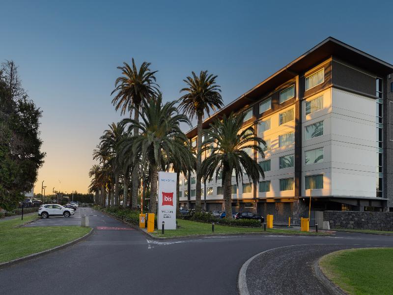 Ibis Auckland Ellerslie image