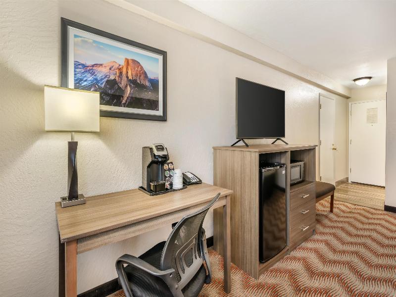 Bw Plus Sonora Oaks Hotel & Conference Center image