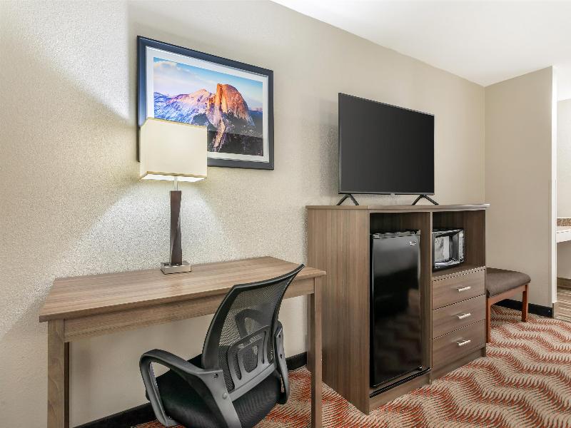 Bw Plus Sonora Oaks Hotel & Conference Center image