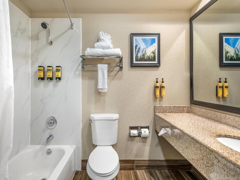 Bw Plus Sonora Oaks Hotel & Conference Center image