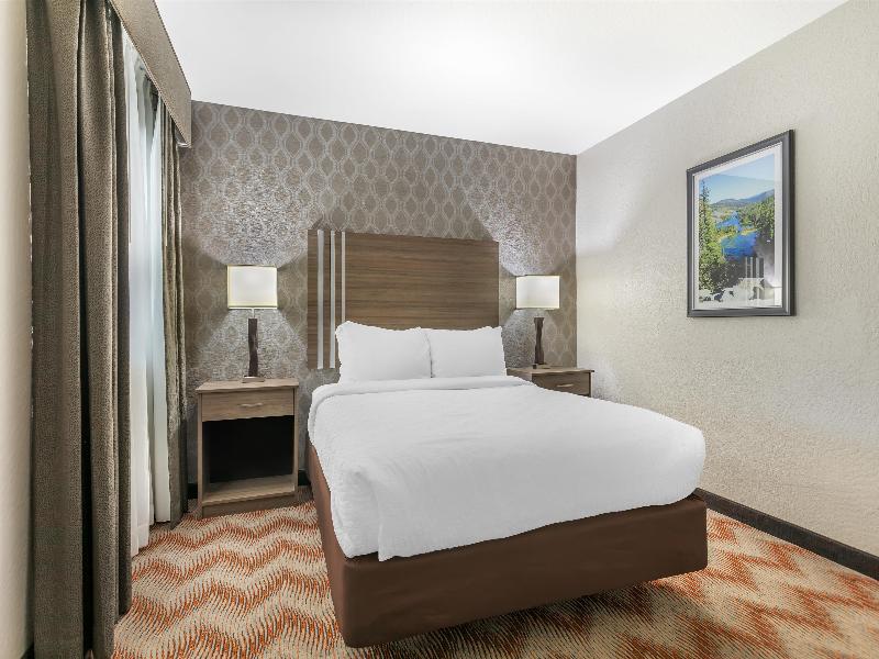 Bw Plus Sonora Oaks Hotel & Conference Center image