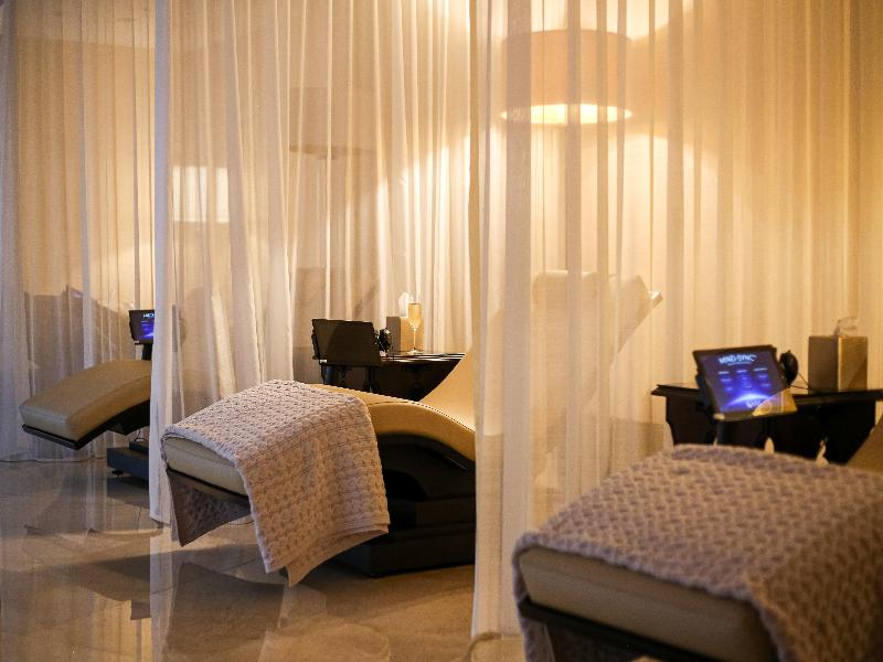 Stay in style at The Roosevelt New Orleans, A Waldorf Astoria Hotel