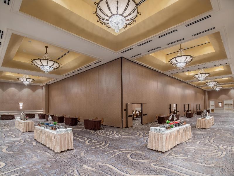 Stay in style at The Roosevelt New Orleans, A Waldorf Astoria Hotel