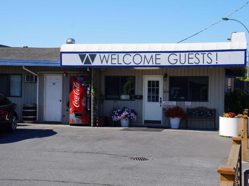 Canada's Best Value Westward Inn