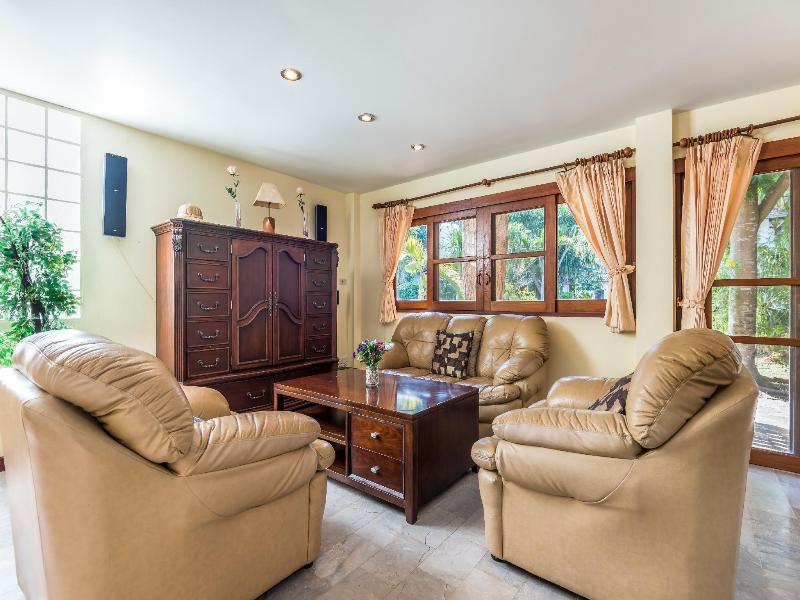 Eco Valley Lodge image