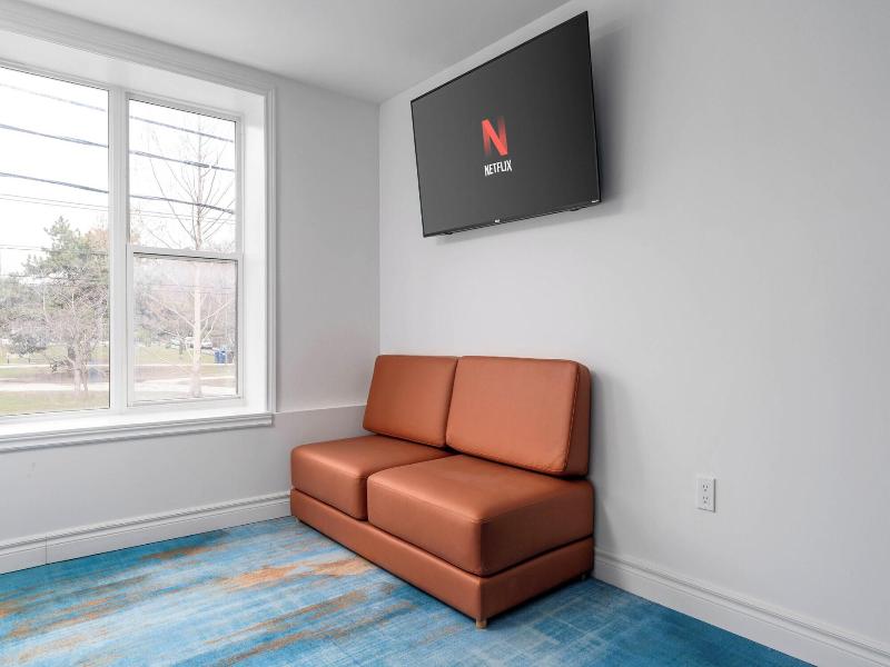 Plush Hotel — photo 46