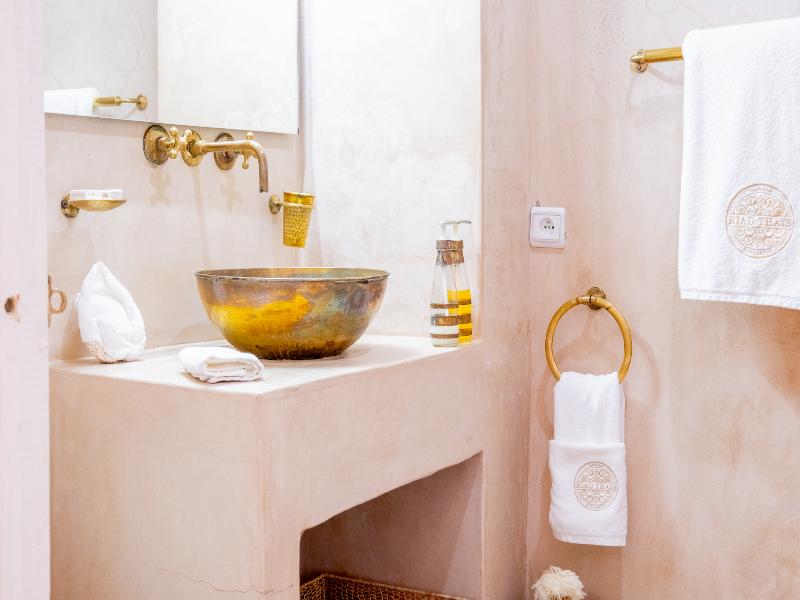 Riad Thaïs image
