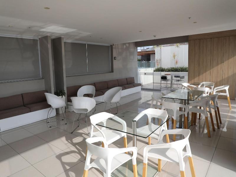Miraflores4rent Upper Pardo image