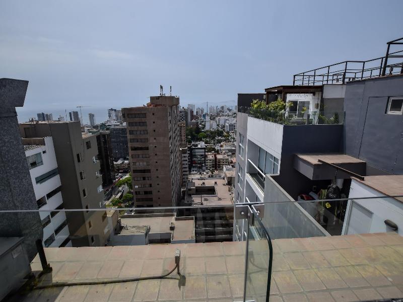 Miraflores4rent Upper Pardo image