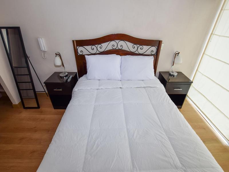 Miraflores4rent Upper Pardo image