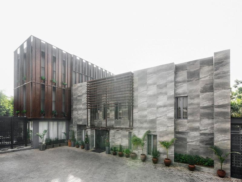 Iris Hotel Maitama image