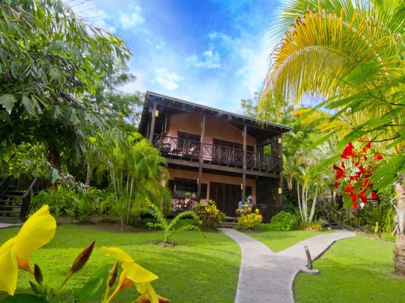 Le Phare Bleu Marina Resort image