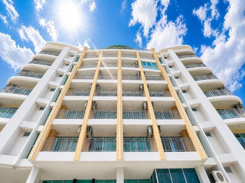 Golden Pearl Hotel image