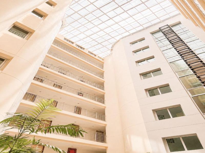 Golden Pearl Hotel image
