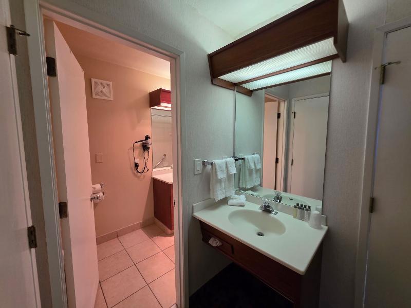 Seagrass Oceanfront Inn image