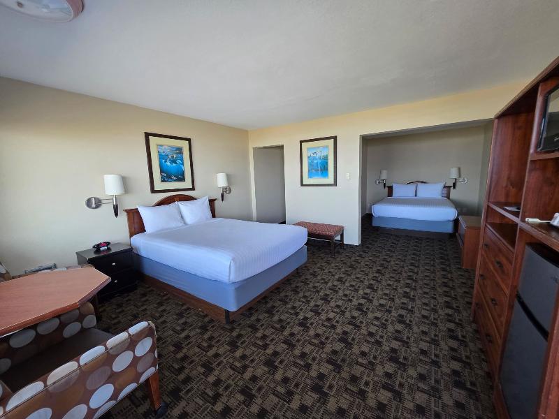 Seagrass Oceanfront Inn image