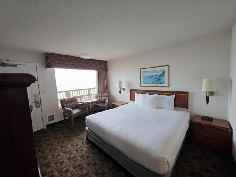 Seagrass Oceanfront Inn image