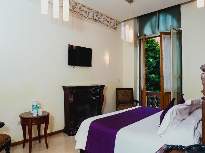 HOTEL PUEBLA DE ANTAÑO image
