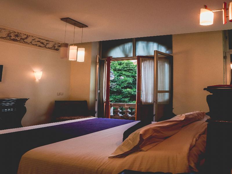 HOTEL PUEBLA DE ANTAÑO image