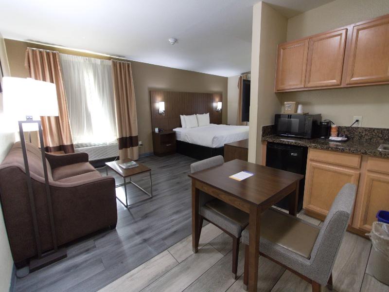 Comfort Suites at Sabino Canyon image
