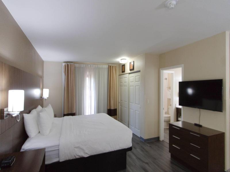 Comfort Suites at Sabino Canyon image