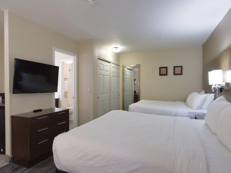 Comfort Suites at Sabino Canyon image