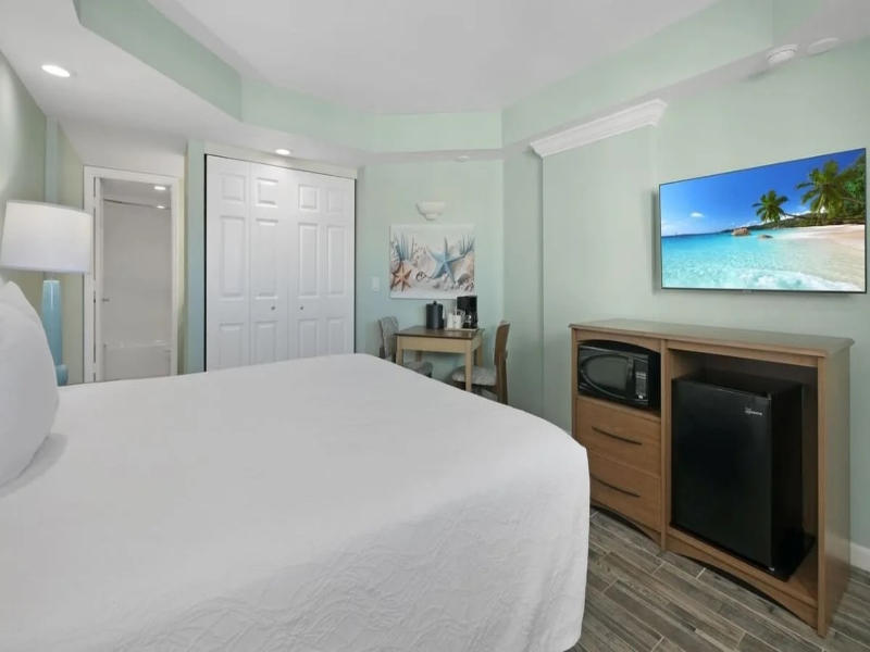 Boardwalk Inn & Suites Daytona Beach image
