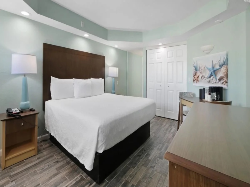 Boardwalk Inn & Suites Daytona Beach image