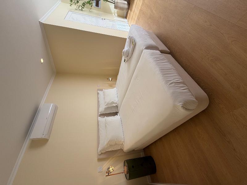 Inn & Art Hotel Gallery image