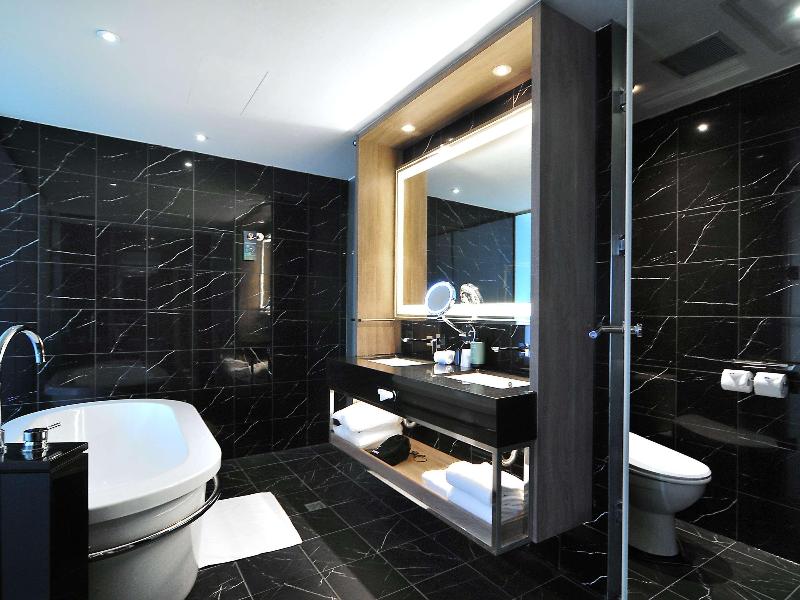 Hyatt Regency Taoyuan International Airport image