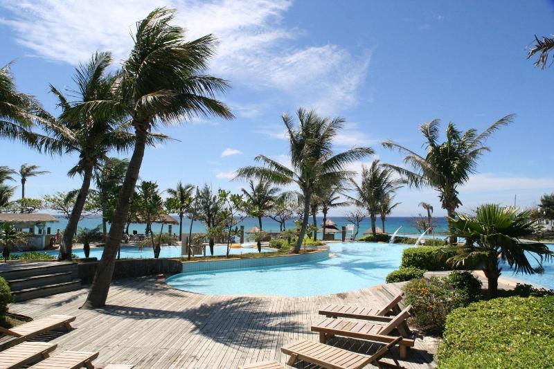 Chateau Beach Resort Kenting image