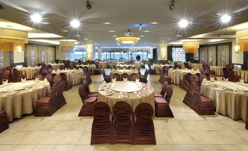 Chateau Beach Resort Kenting image