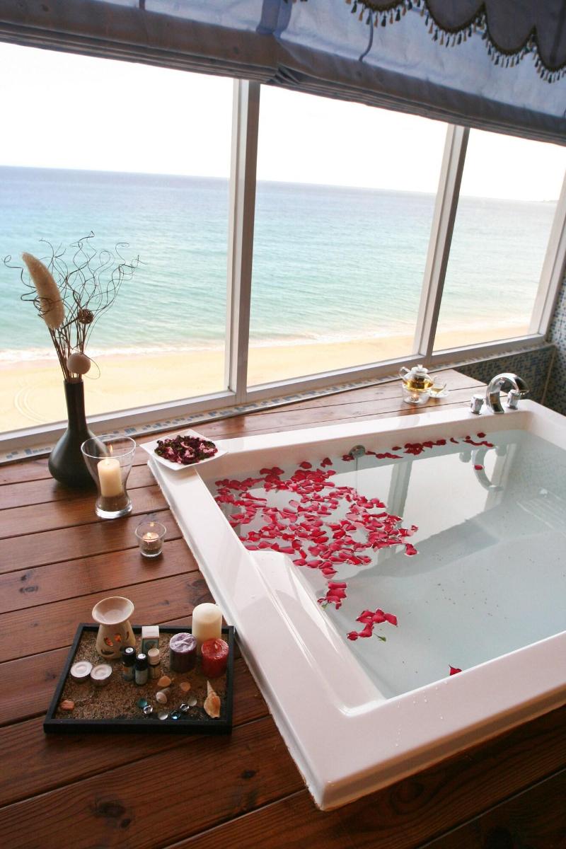 Chateau Beach Resort Kenting image