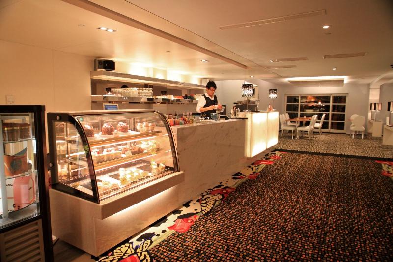 Chateau Beach Resort Kenting image
