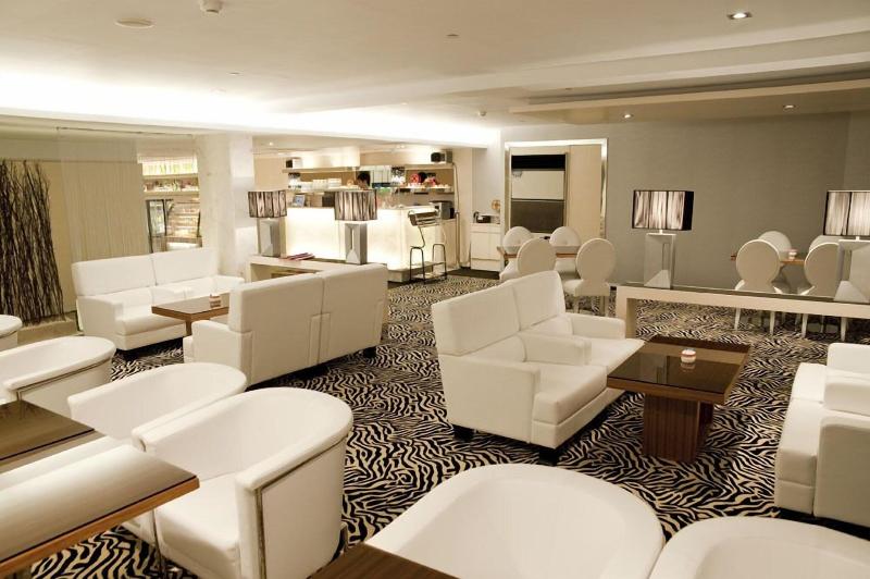 Chateau Beach Resort Kenting image