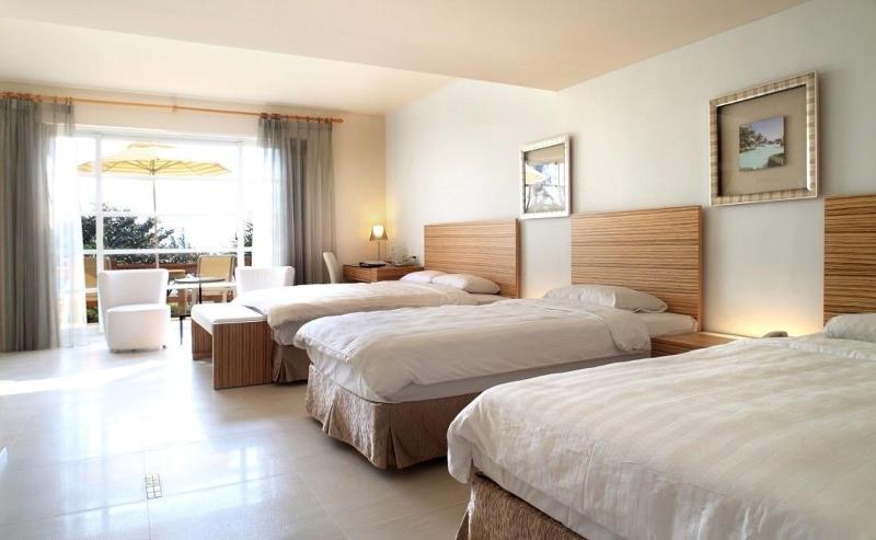 Chateau Beach Resort Kenting image